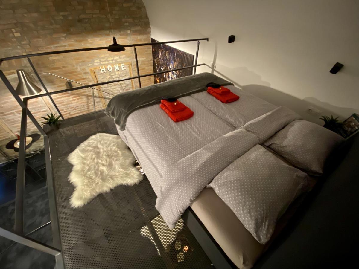 Kiraly Street , Stylish Apartment Budapest Eksteriør bilde